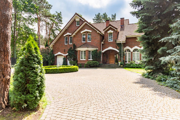 Best Interlocking Driveway Pavers  in Oelwein, IA