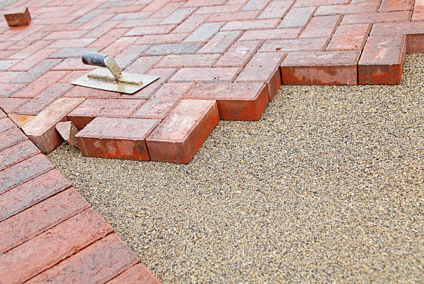 Best Commercial Driveway Pavers  in Oelwein, IA