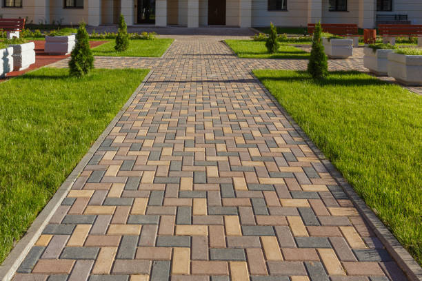 Best Driveway Pavers for Homes  in Oelwein, IA
