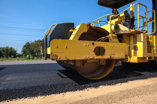 Best Driveway Paver Sealing  in Oelwein, IA